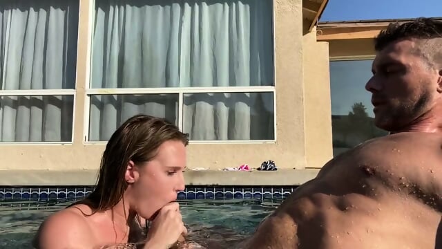 Ashley Lane – Wet Kiss